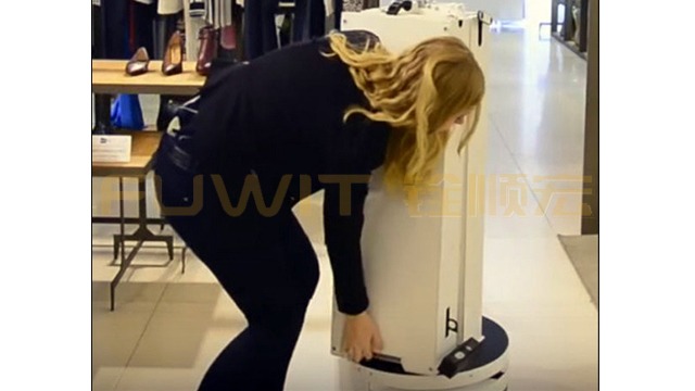 美国零售商试用标签读取机器人Keonn AdvanRobot 进行库存盘点
